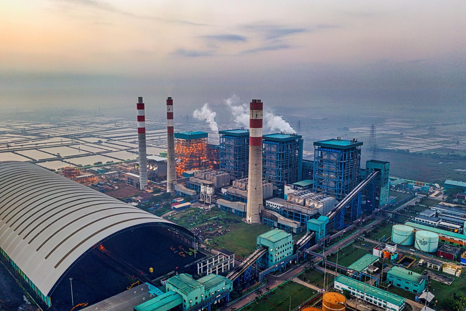 Power plant infrastructure at dusk